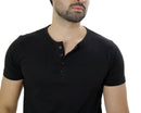 Camiseta Masculina Henley com 4 Botões Frontais e Manga Curta
