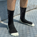 Non-slip soccer socks, upgraded and thickened; mid-tube arrow-patterned socks with non-slip adhesive dots.